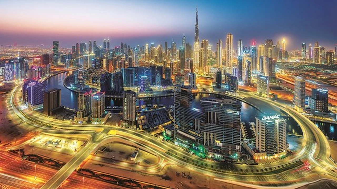 بلدية دبي تطلق 60 خدمة جديدة عبر “مستشار الخدمات الافتراضي”
